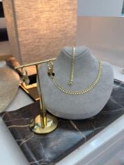 Pul Detaylı Tasarım Kombin