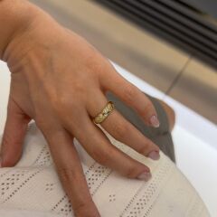 Gold Yıldız Detaylı Yüzük