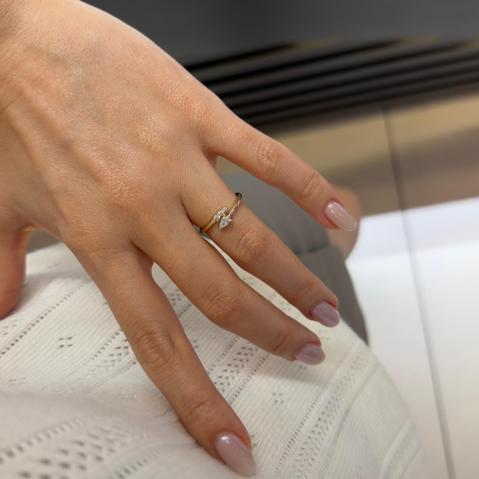 Gold Damla Taşlı Yüzük