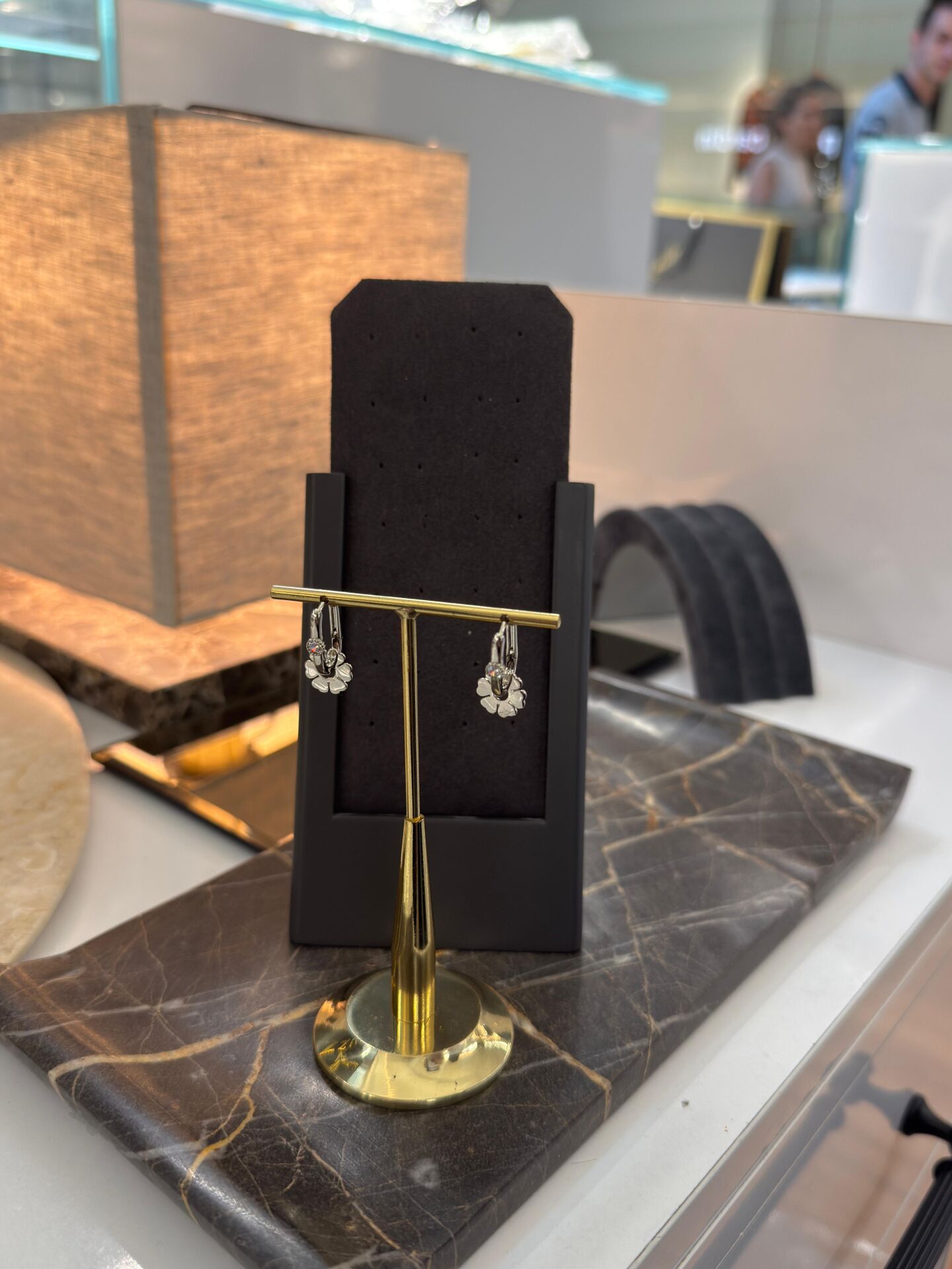 Göçmen Pırpır Xuping Gümüş Renk Küpe