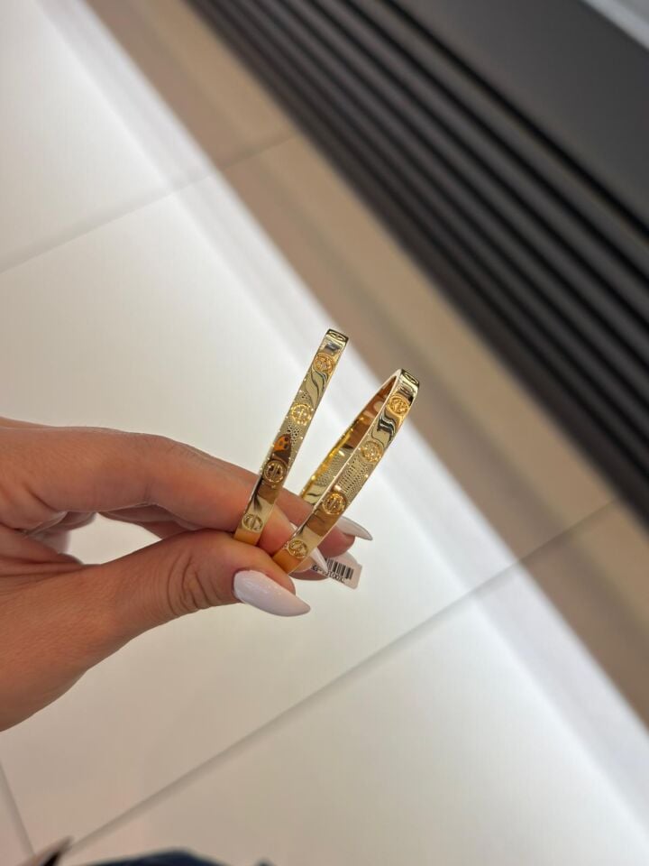 Luzzo Gold İşlemeli Kelepçe