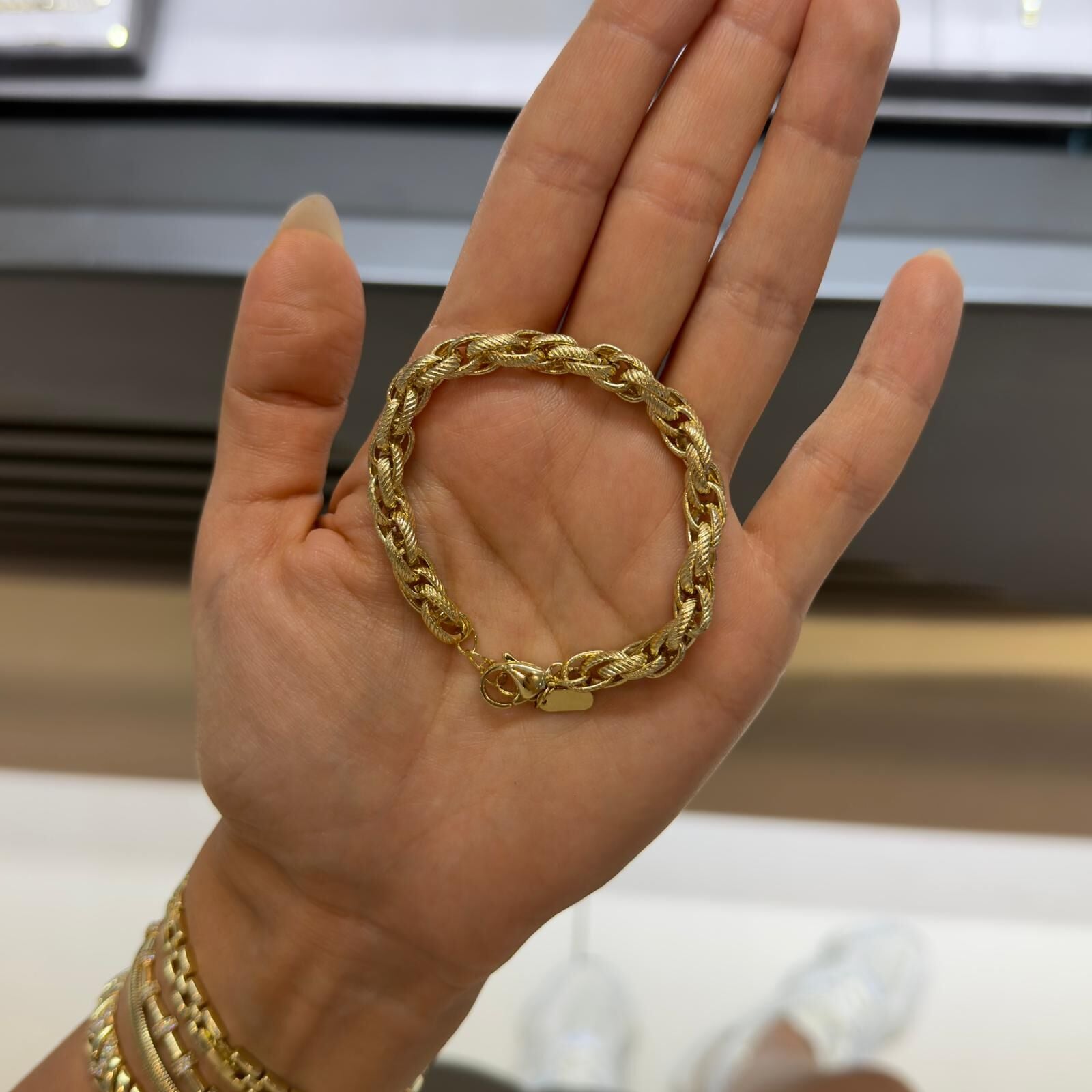 Gold Sarmal Model Bileklik