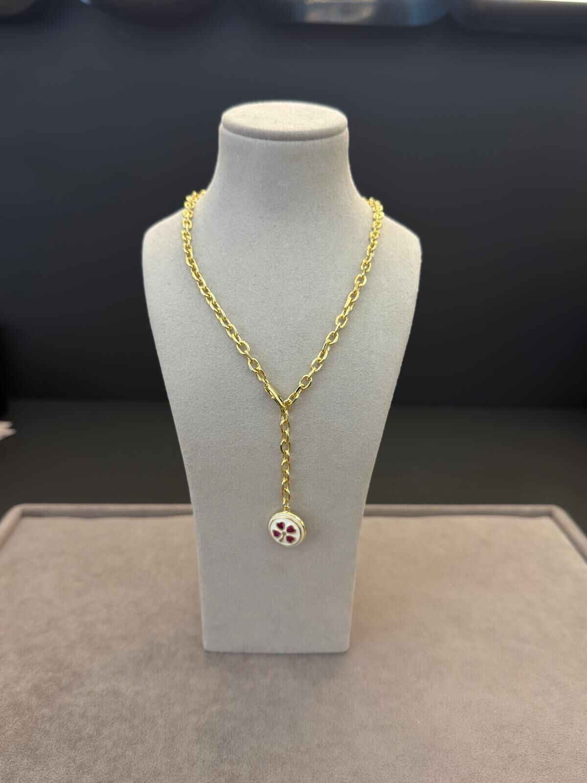 Charmlı Kuyum İşçilik Kolye