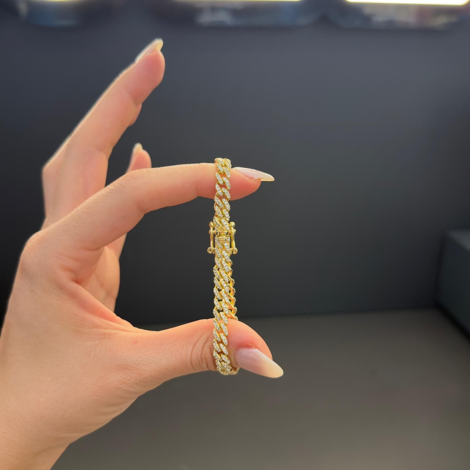 Kuyum İşçilik Bileklik