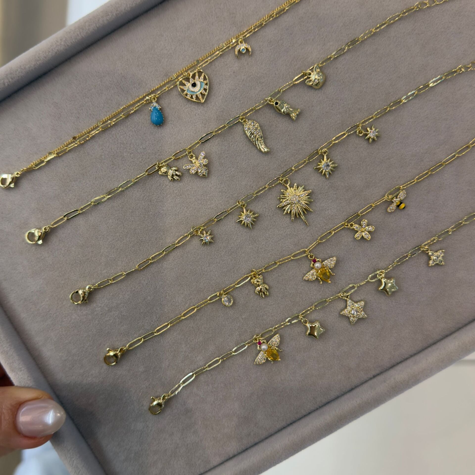 Luzzo Charmlı Bileklikler