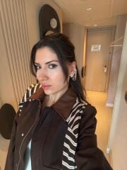 Gold Kıkırdaklı Küpe