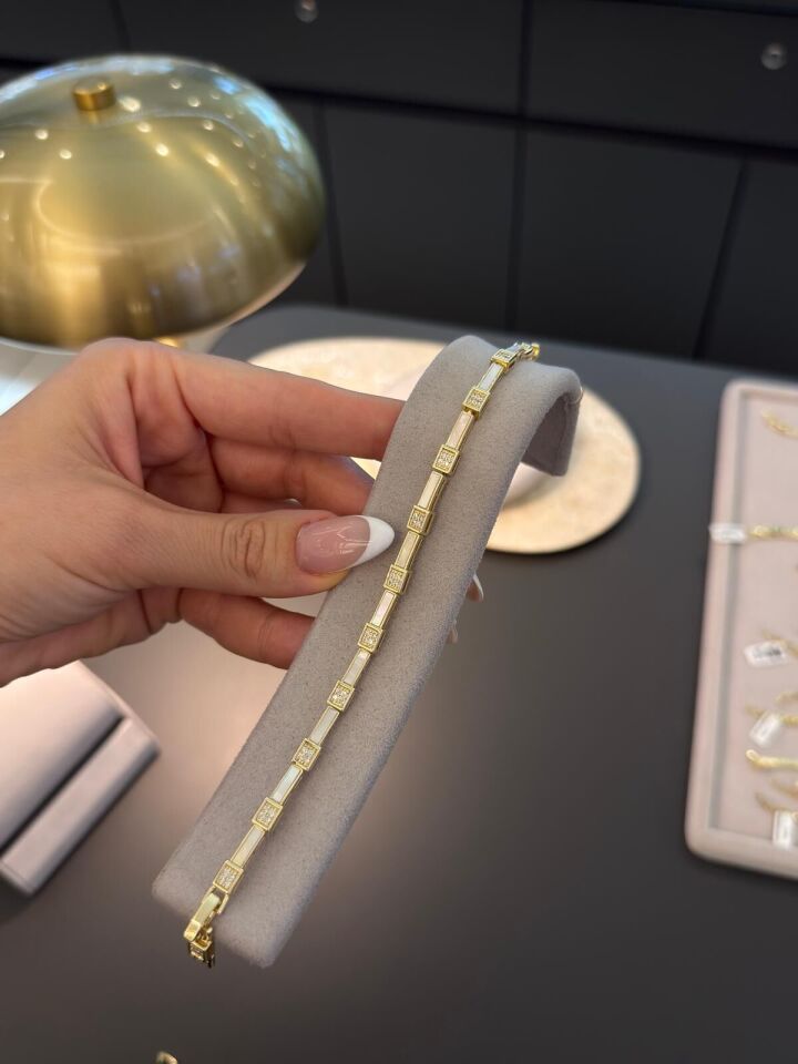 Xuping Sedefli Gold Bileklik
