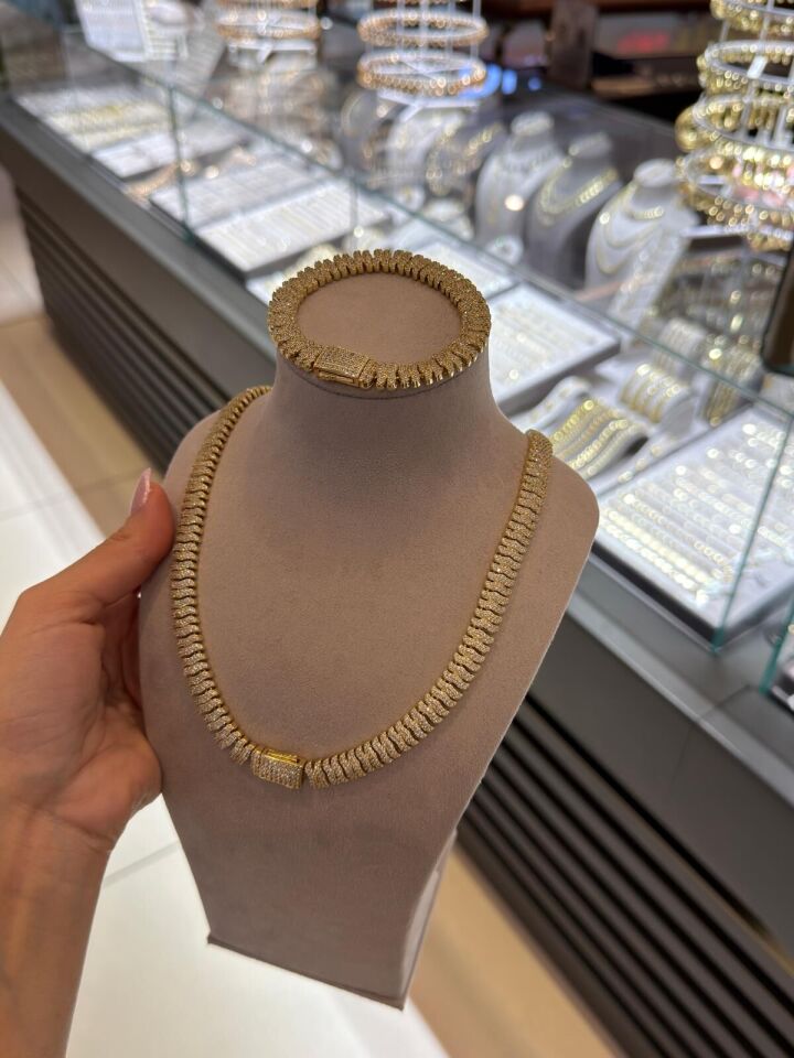 Luzzo Taşlı Gurmet Model Kolye/Bileklik Set