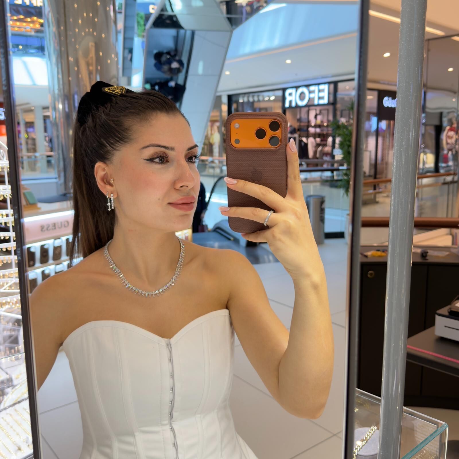 Luzzo Swarovski Kolye
