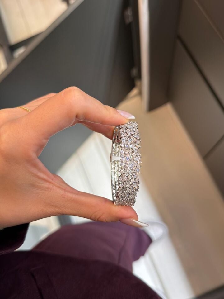 Gümüş Renk Premium Kelepçe