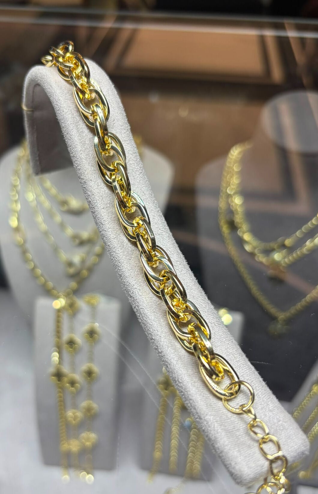 Luzzo Gold Hallow Model Bileklik