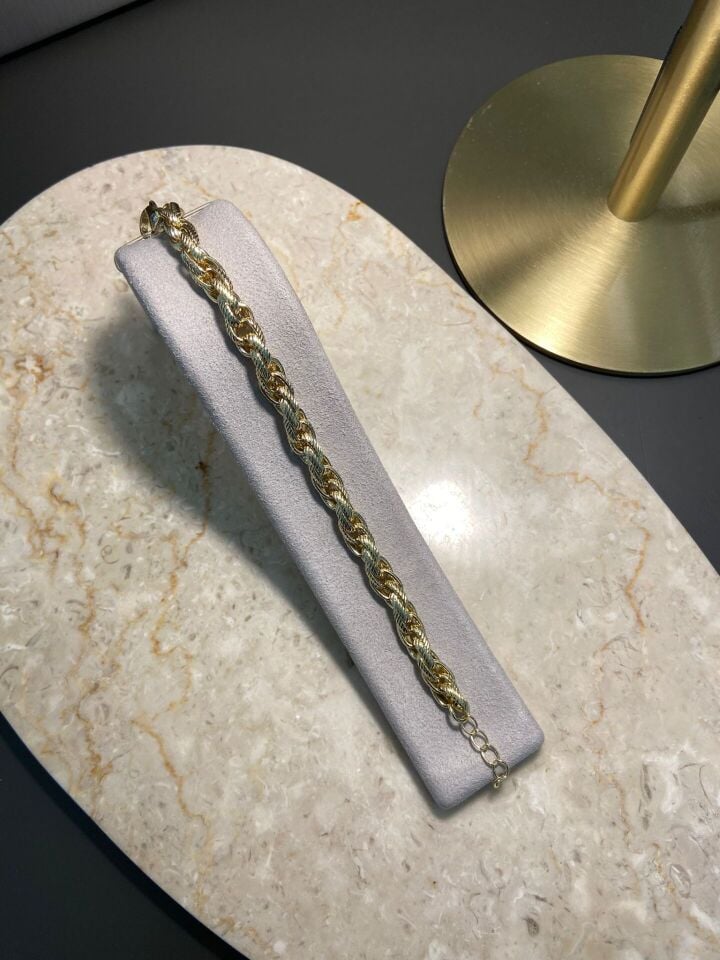 Burgu Model Bileklik