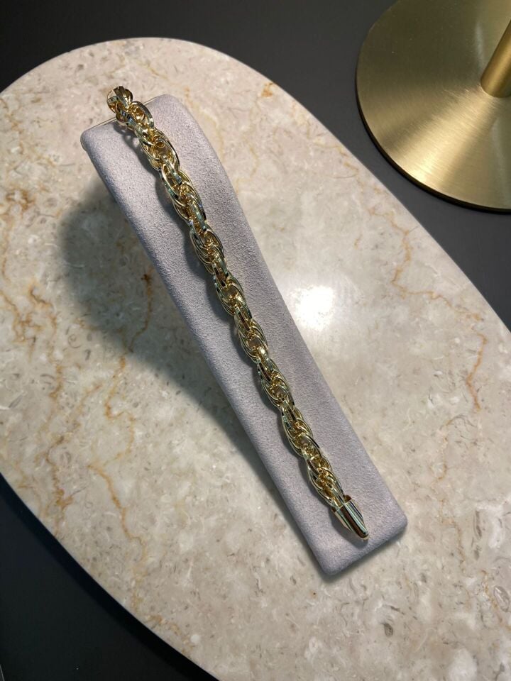 Hallow Model Bileklik.