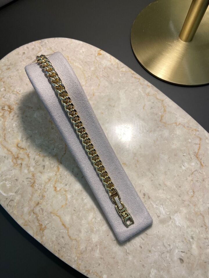 Zincir Model Bileklik
