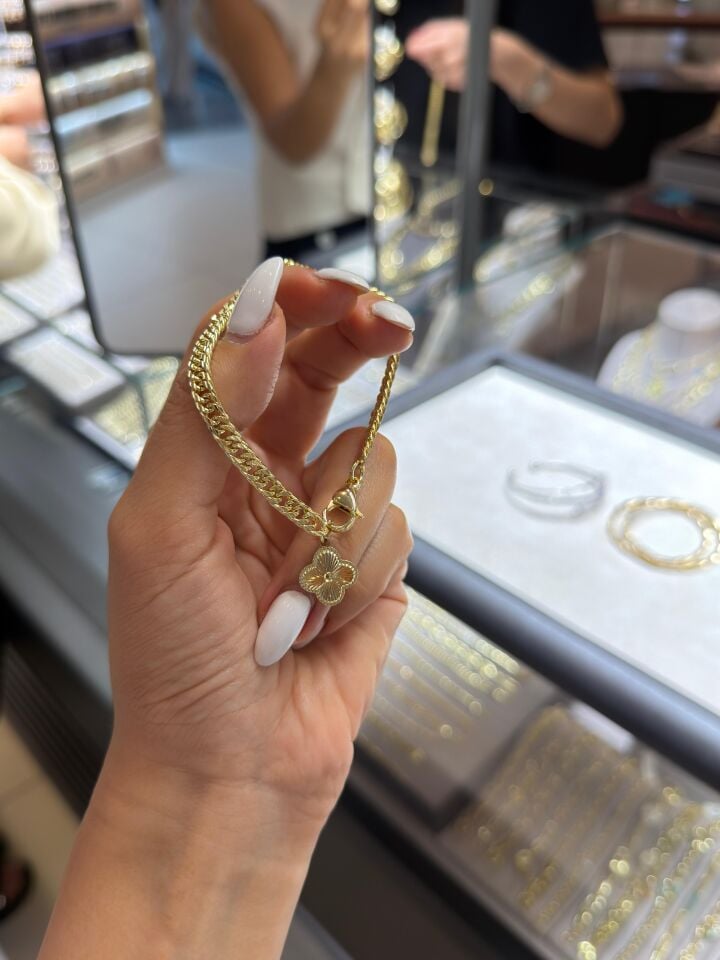Luzzo Yonca Charmlı Exclusive Bileklik