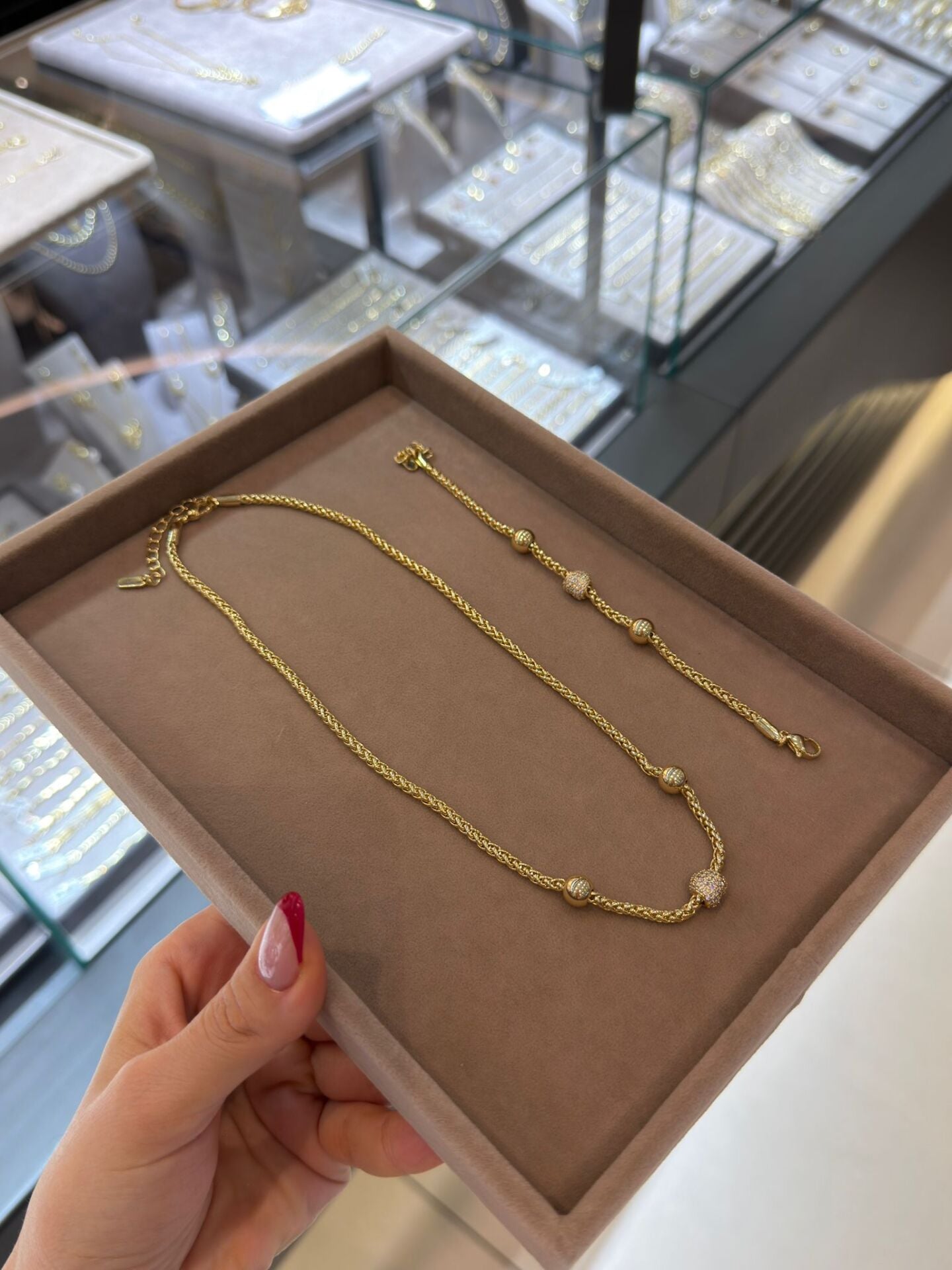 Taşlı Topçuklu Kolye Bileklik Set