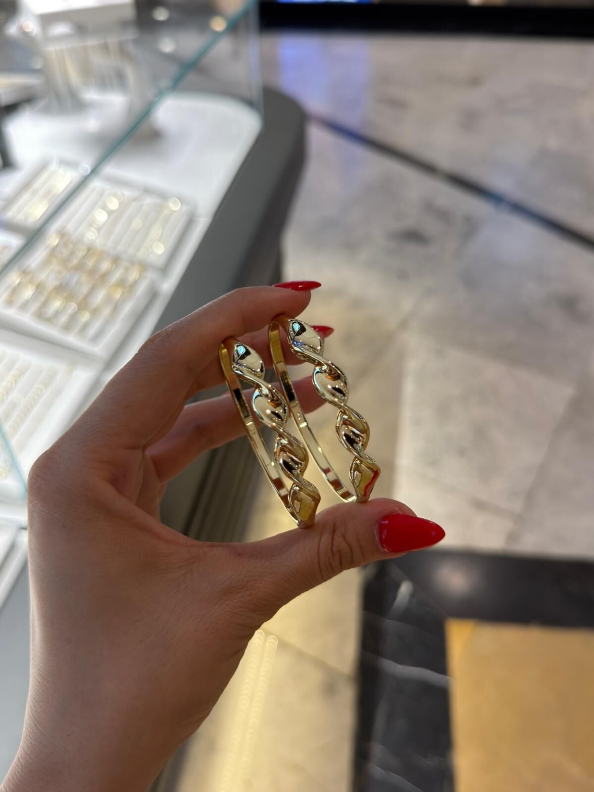 Luzzo Kuyum İşçilik Gold Kelepçe