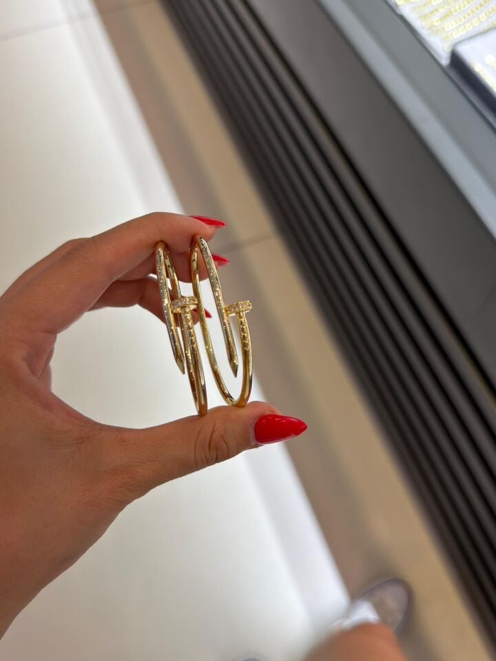 Luzzo Çivi Model Kelepçe