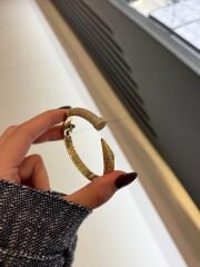 Gold Çivi Model Kelepçe