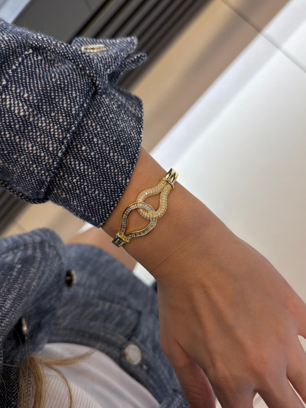 Gold Taşlı Kelepçe