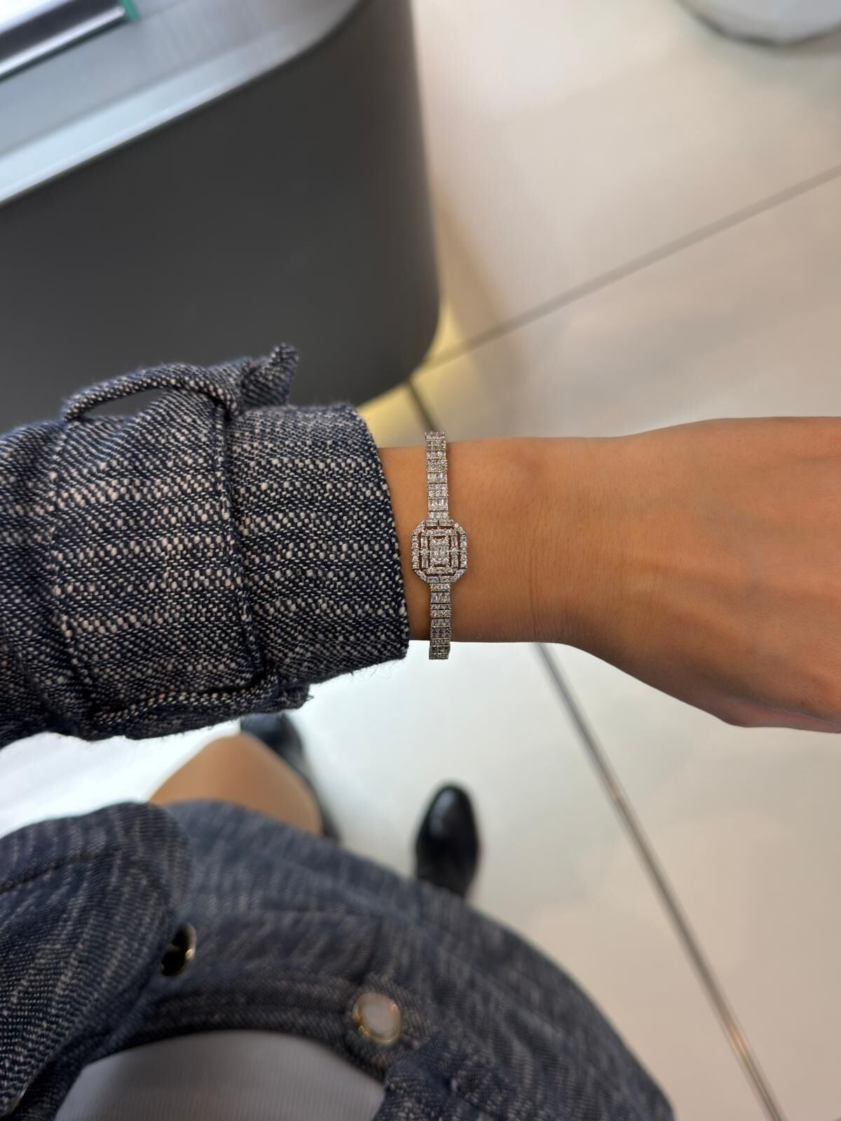 Baget Taşlı Kelepçe