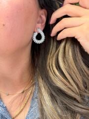 Taşlı Sarmal Model Küpe