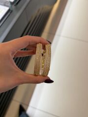 Gold Taşlı Kelepçe