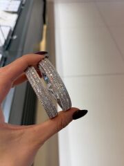 Gümüş Renk Taşlı Kelepçe