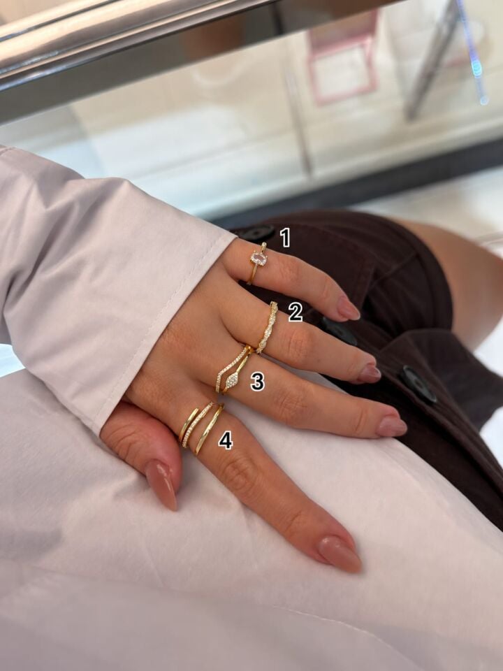 Gold Tasarım Ölçüsüz Yüzükler
