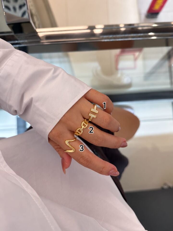 Gold Tasarım Ölçüsüz Yüzükler
