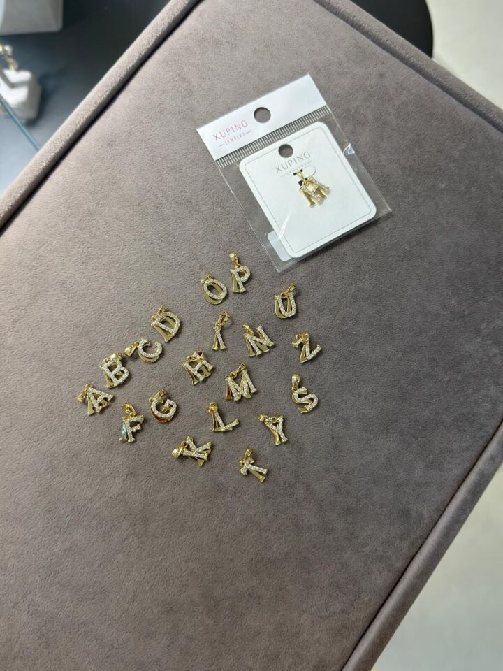 Harf Charm Gold Renk F