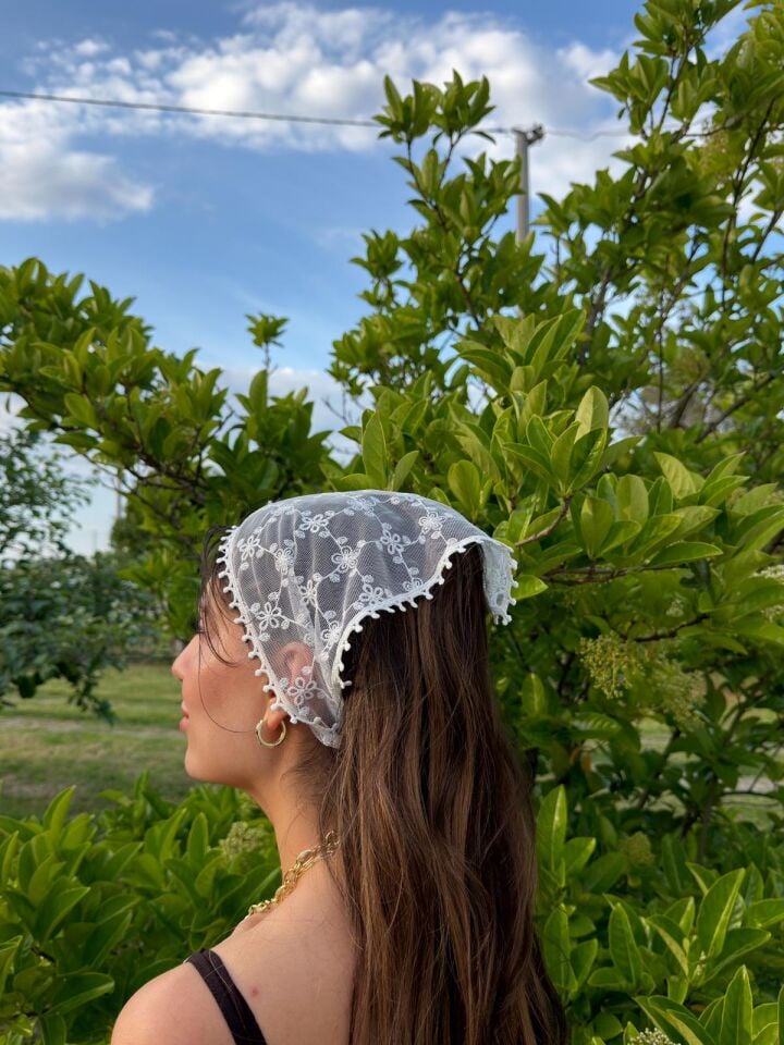 Pinterest Dantel Bandana