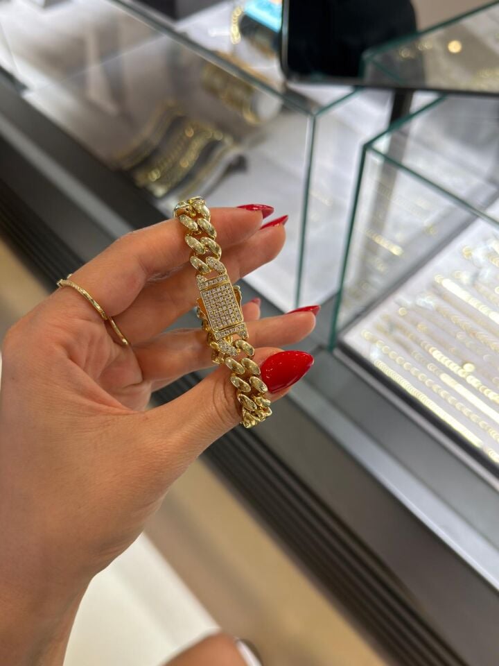 Gurmet Model Bileklik