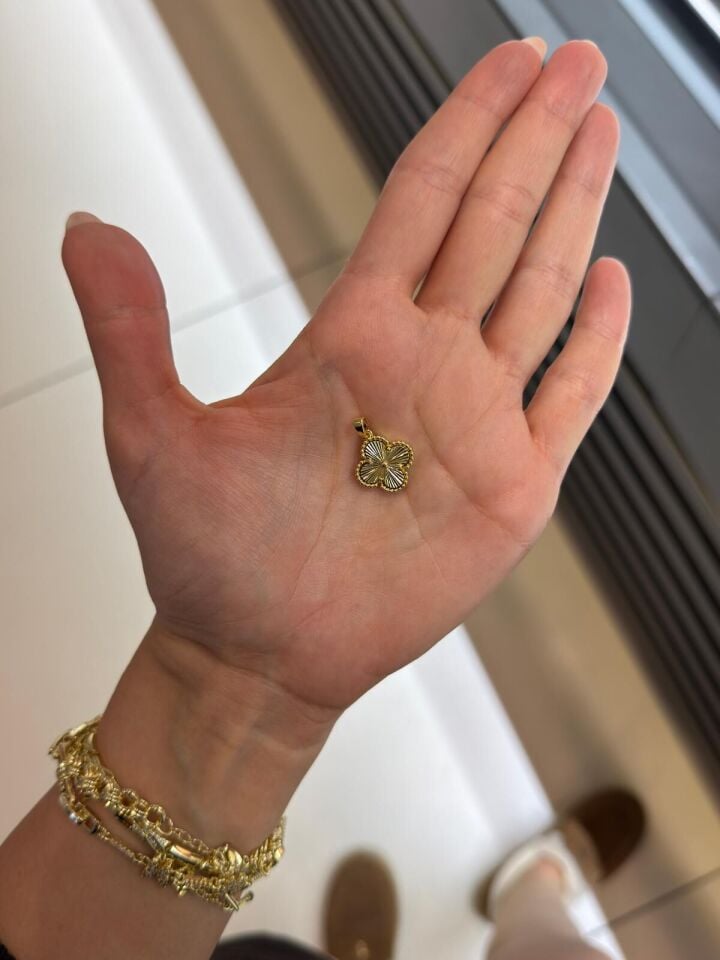 Yonca Charm
