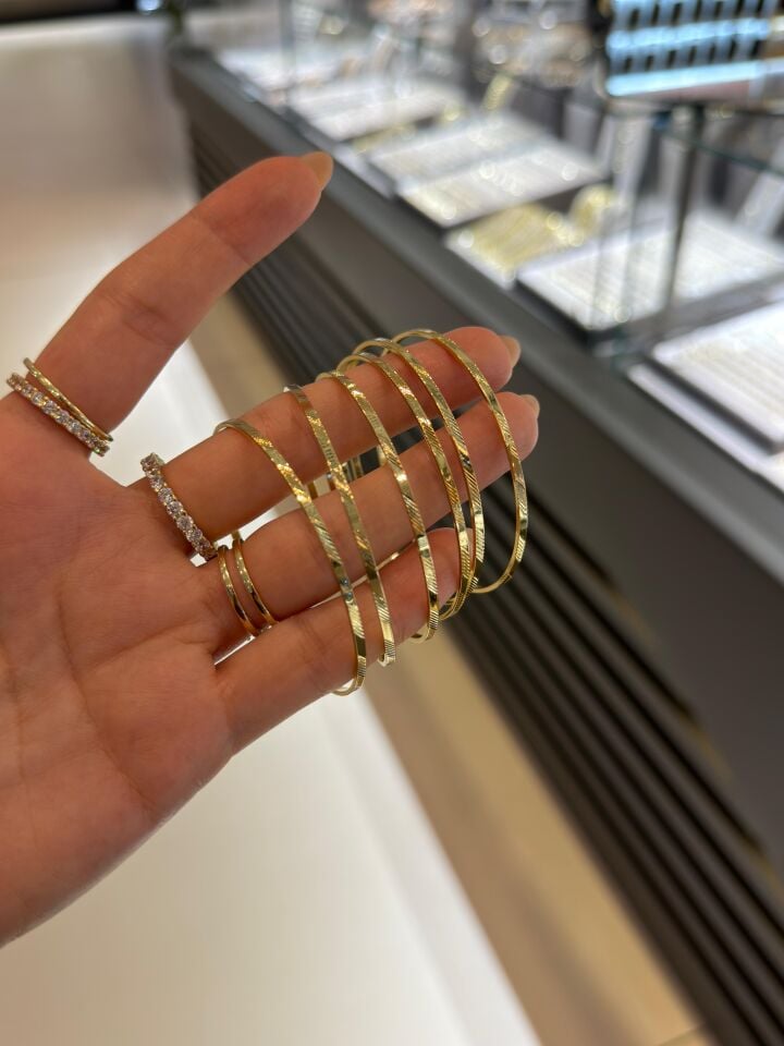 İşlemeli Gold Ajda