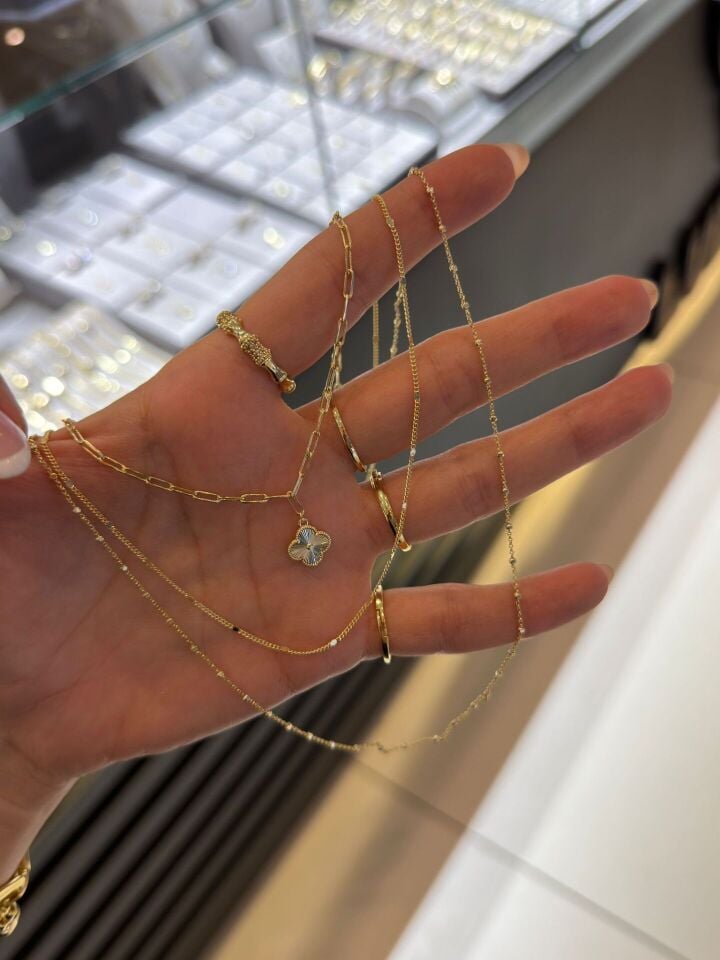 Gold kolye