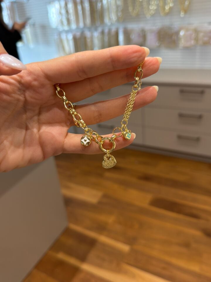 Gold Charmlı Bileklik