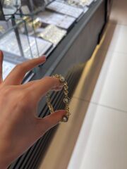 Camgöz Ve Topçuklu Bileklikler