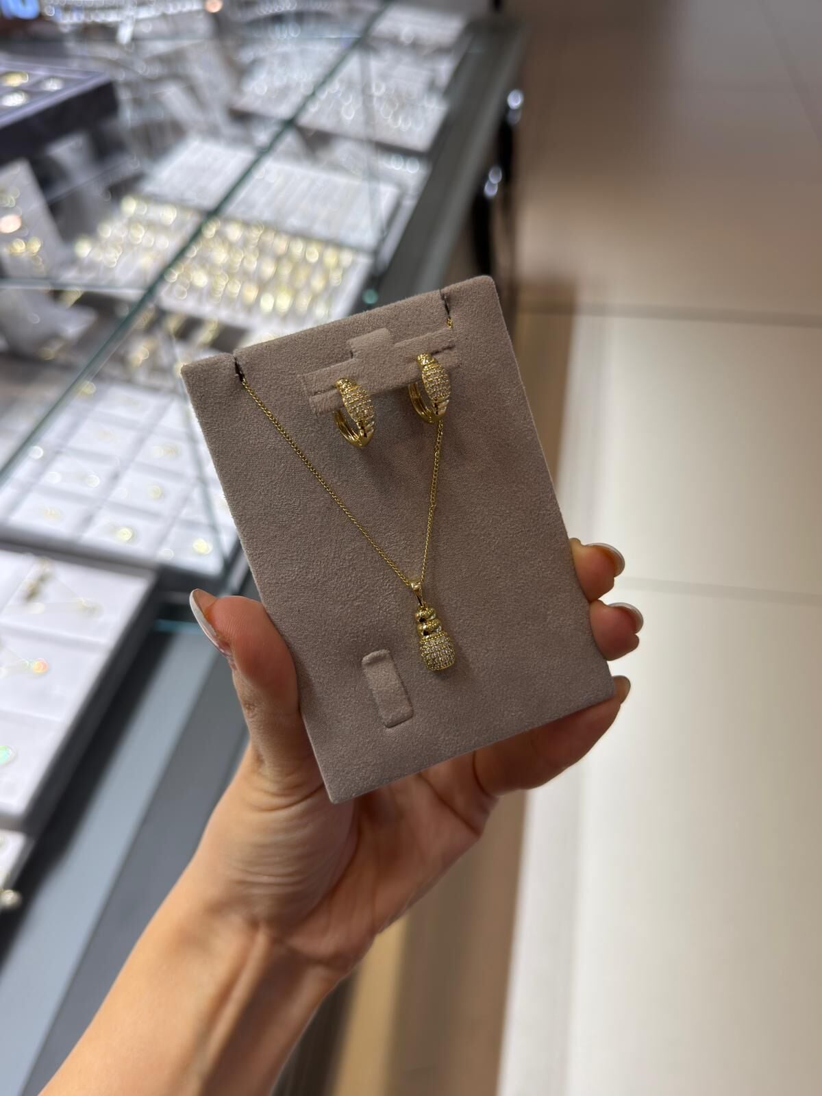 Taşlı Kolye Küpe Set