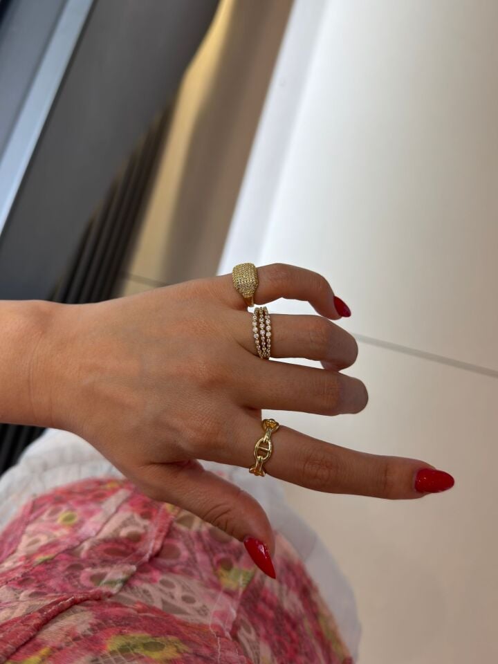 Luzzo Gold Ölçüsüz Yüzükler