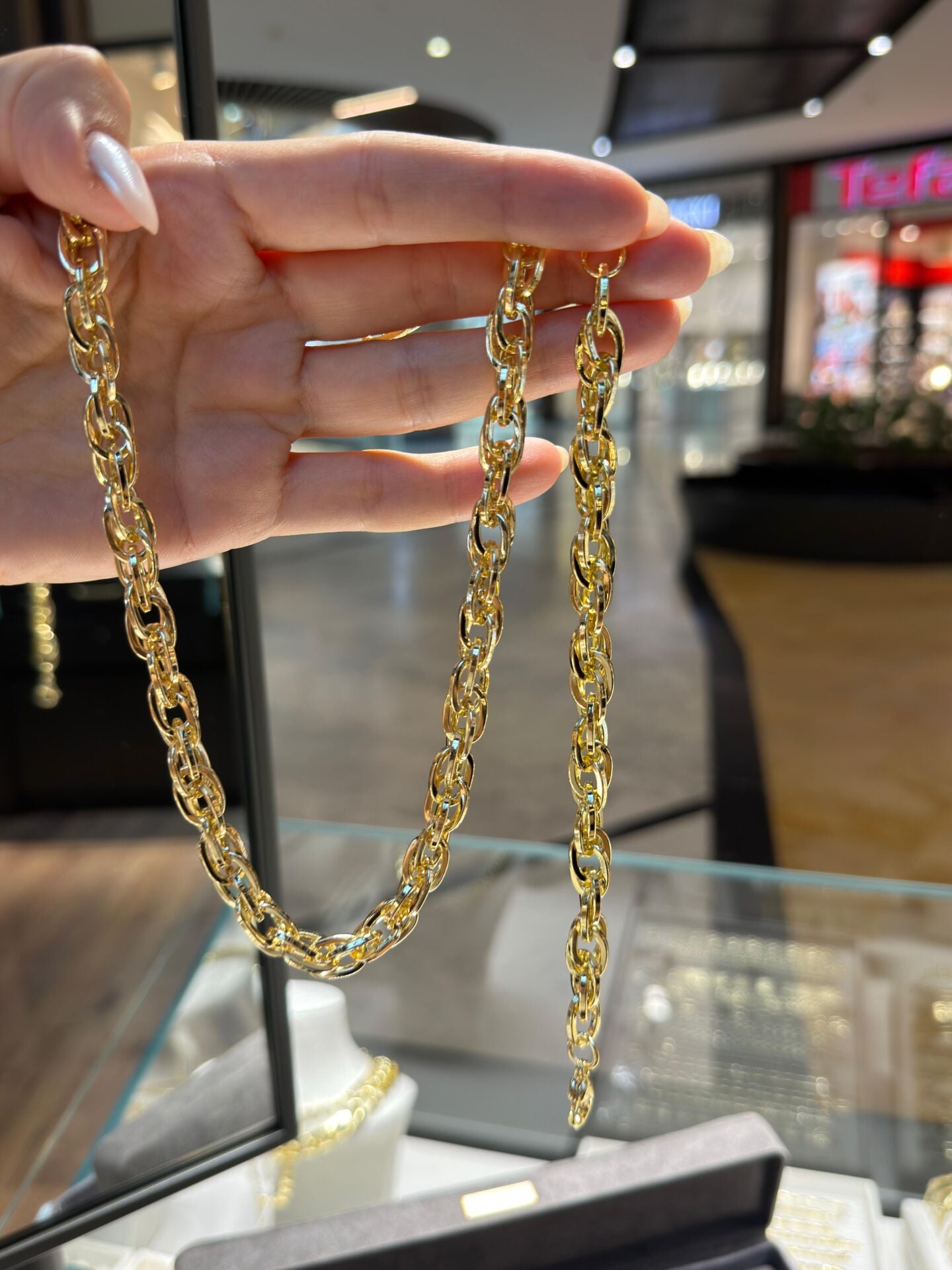 Gold Hallow Kolye ve Bileklik