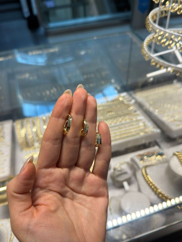 Gold Taşlı Küpe seçenek 3
