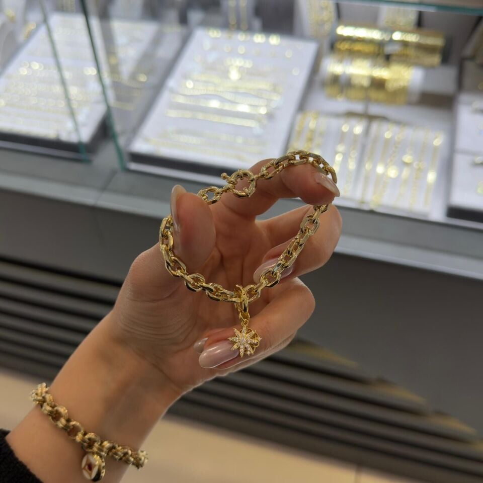 Luzzo gemici halat Bileklik Charm