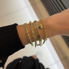 Kuyum İşçilikli Charmlı Bileklikler